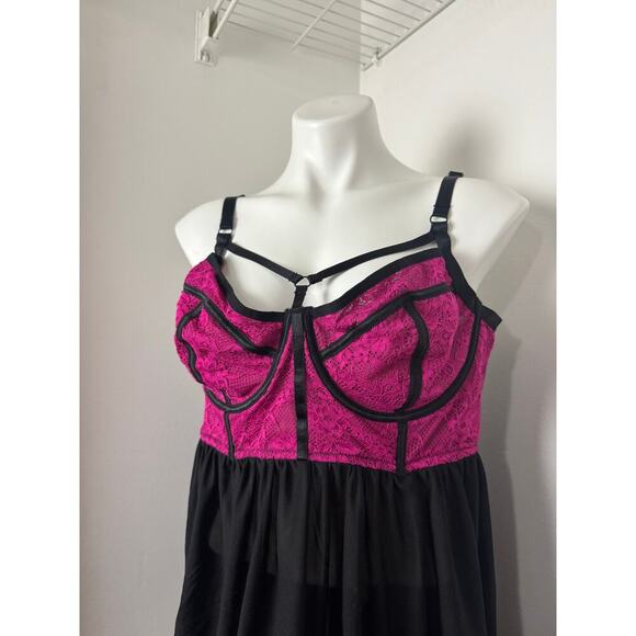 Torrid Womens Fuchsia/Hot Pink Black Strappy Lace with Mesh Babydoll 3X - Picture 2 of 10